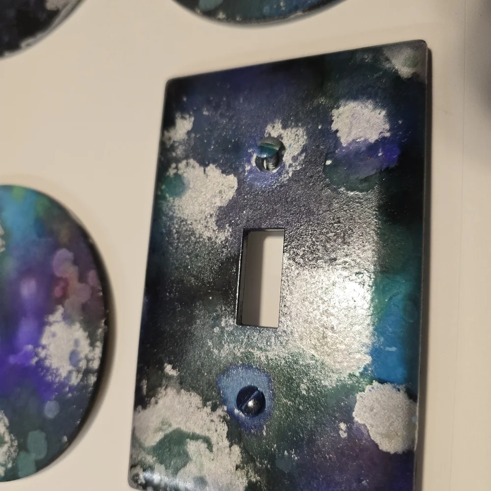 HANDCRAFTED Abstract Room Decor HANDPAINTED 6 Wood Coasters & Lightswitch Case - Picture 14 of 14